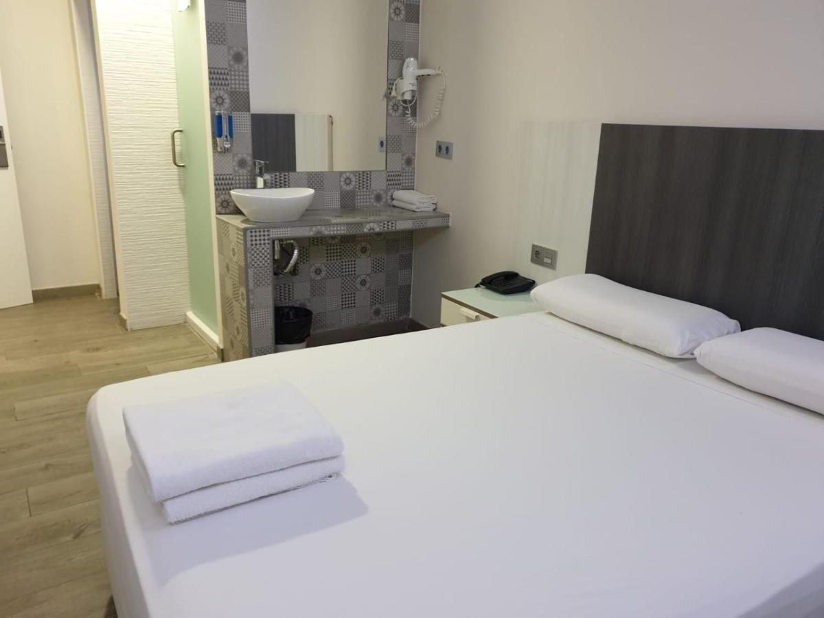 Hostal Letto Dal Mare บาเลนเซีย ภายนอก รูปภาพ