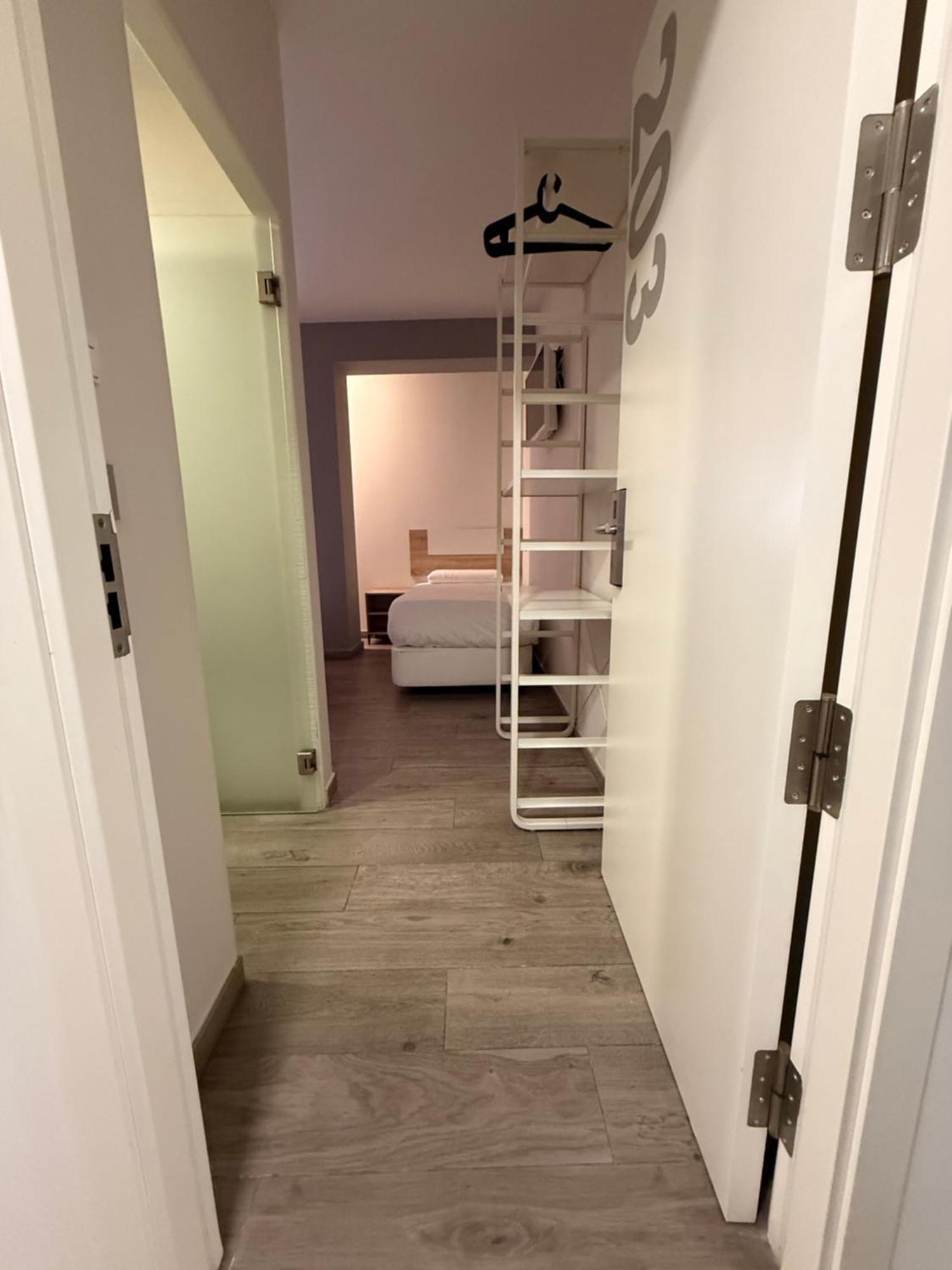 Hostal Letto Dal Mare บาเลนเซีย ภายนอก รูปภาพ